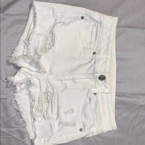 American Eagle Outfitters (Stretch) - Picture 1 of 3